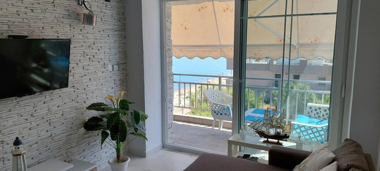 Sea View Perea Apartment Peraia  Bagian luar foto