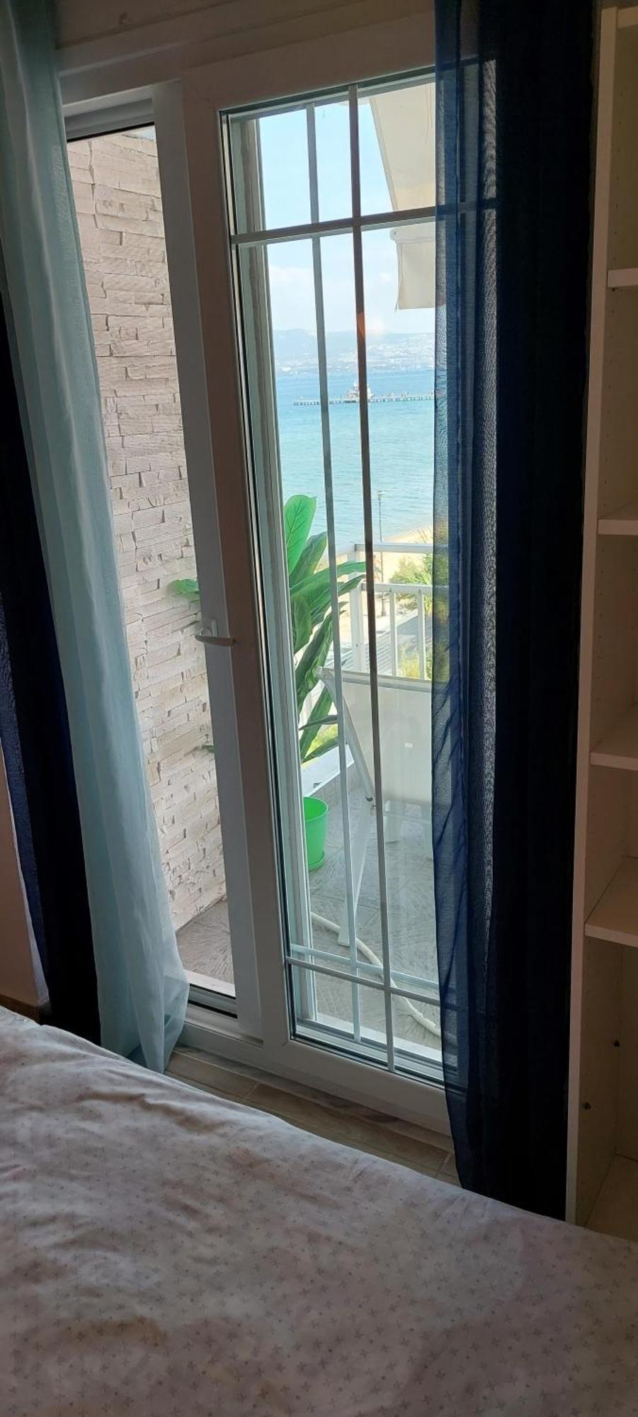 Sea View Perea Apartment Peraia  Bagian luar foto
